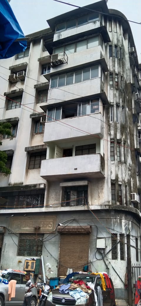 284.59 SQ.FT. Factory / Industrial Shed In MASJIT BUNDER, MUMBAI